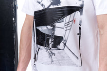 Laden Sie das Bild in den Galerie-Viewer, born &amp; raised in Hallefornia Limited T-Shirt White
