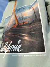 Laden Sie das Bild in den Galerie-Viewer, Hallefornia Love „Berlin Bridge“ Limited Hoody Salbei
